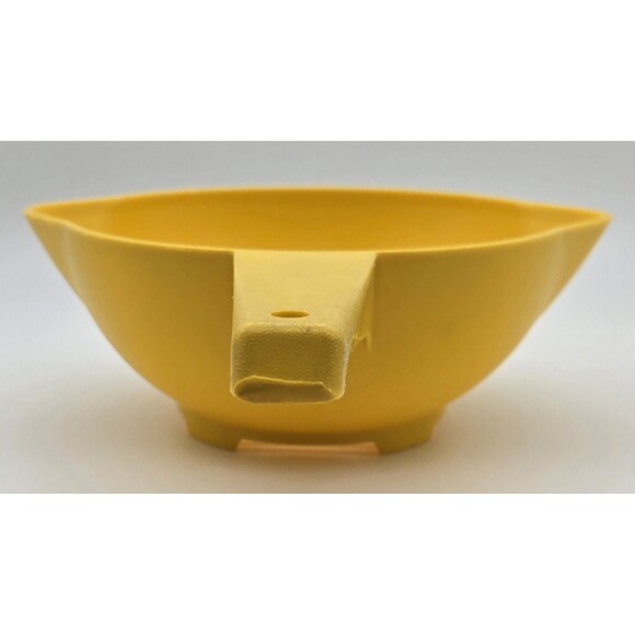 Vintage Tupperware Colander Strainer with Handle Yellow Kitchen - Picture 3 of 9